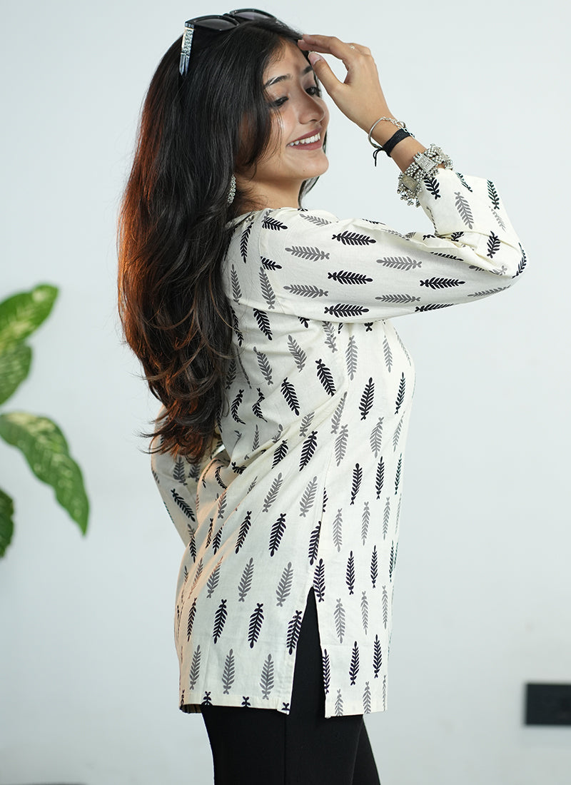White And Black Printed Cotton V Neck Kurti