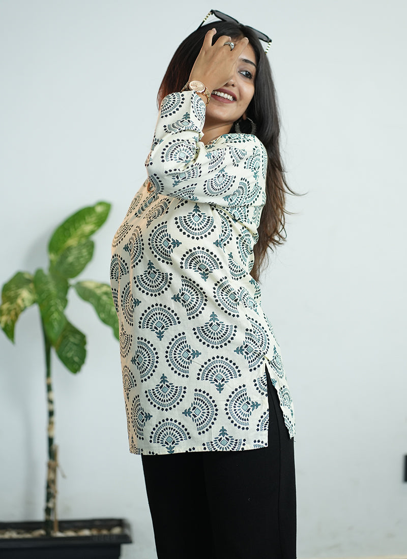 Cream And Green Printed Cotton V Neck Kurti