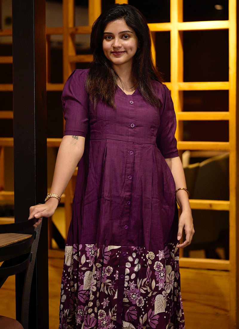 Wine vertical printed dress