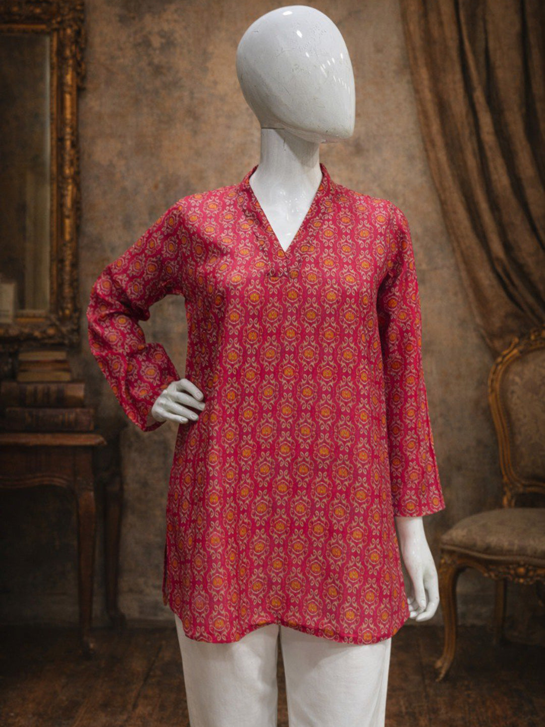 Magenta Geometric Floral Print Muslin Casual Short Kurti