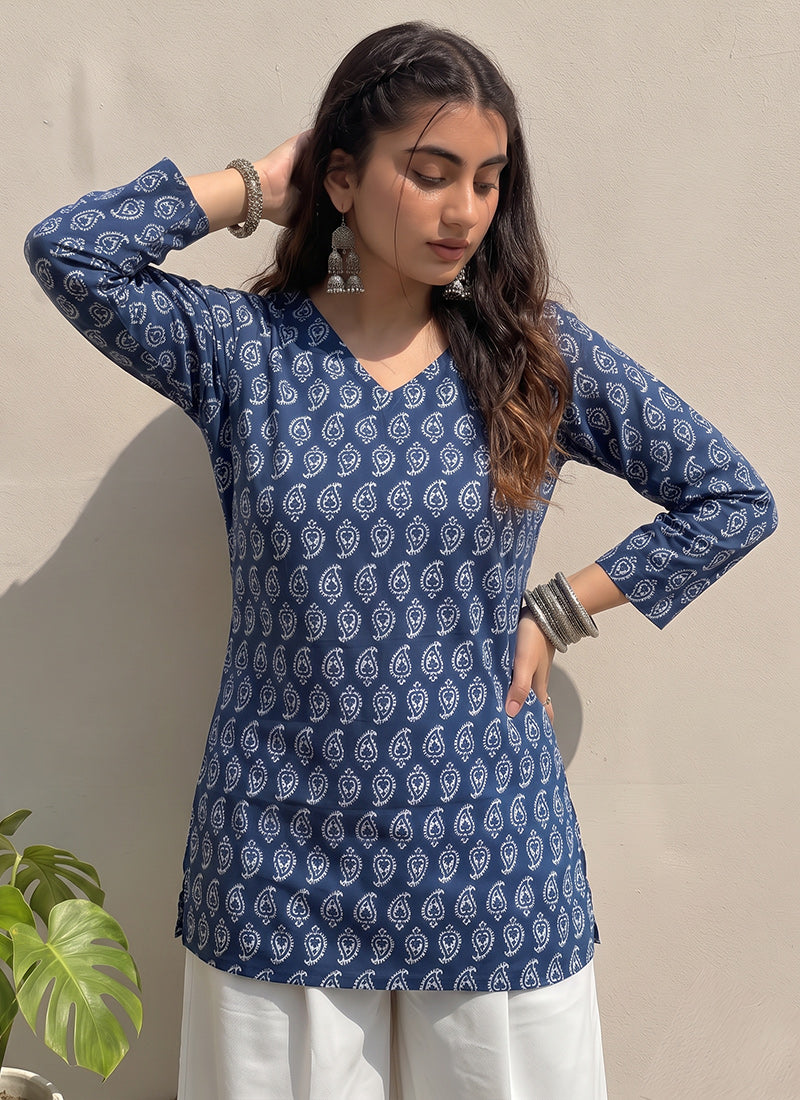 Blue Cotton Printed V Neck Kurti