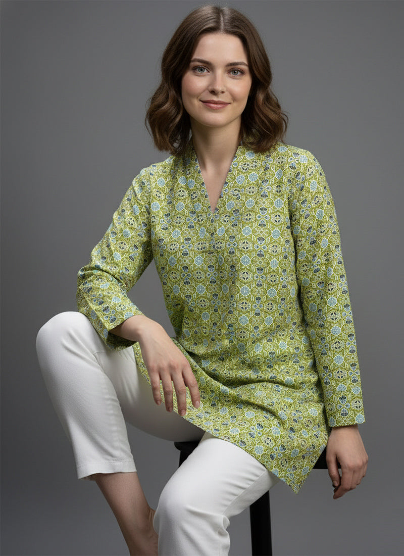 Green Geometric Printed Muslin Casual Short Kurti