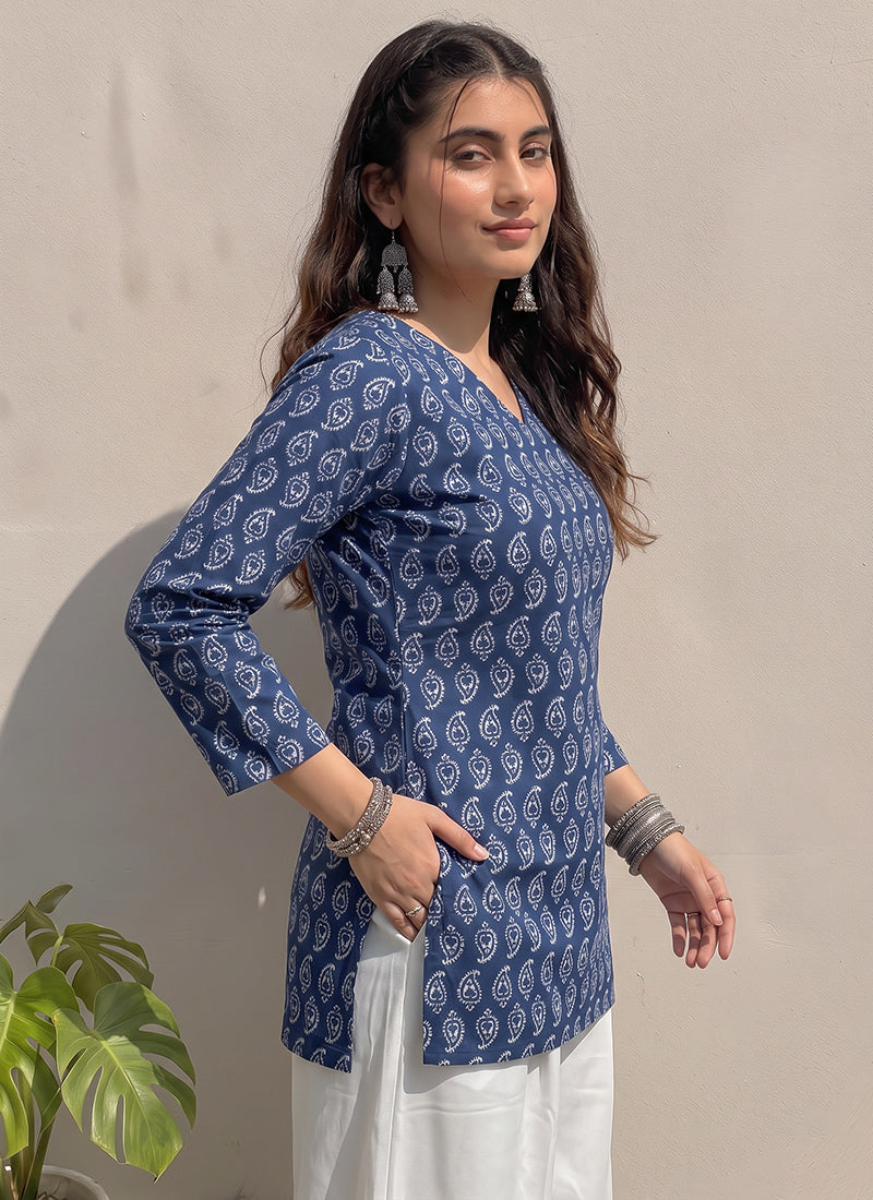 Blue Cotton Printed V Neck Kurti