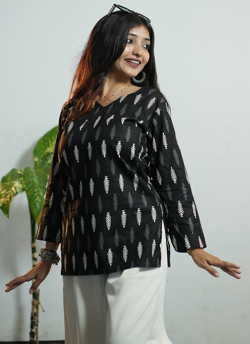 Black Printed Cotton V Neck Kurti