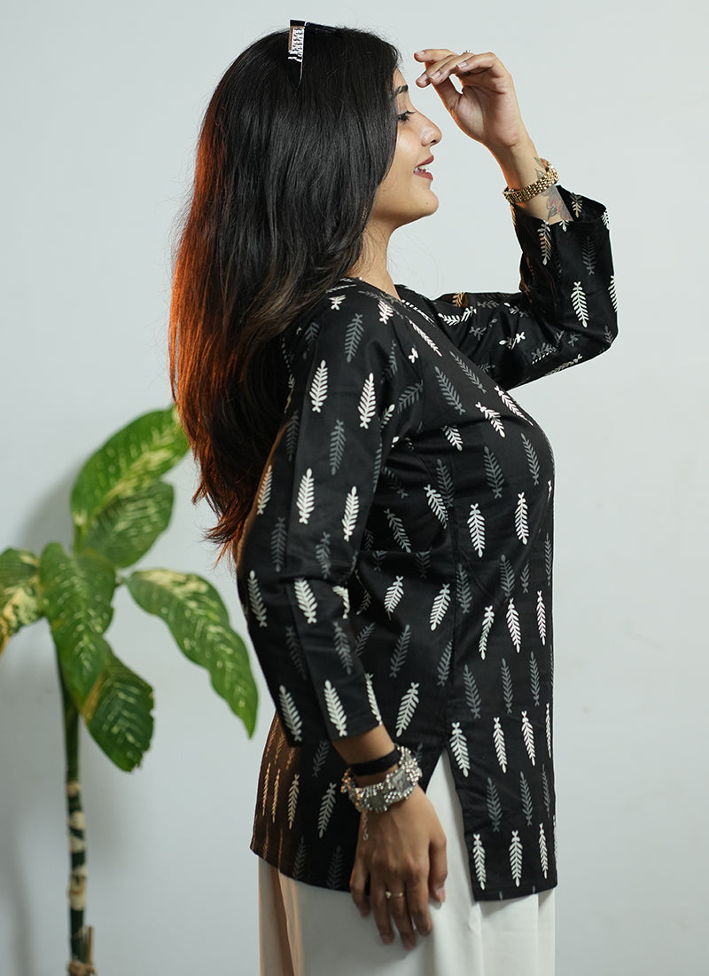 Black Printed Cotton V Neck Kurti