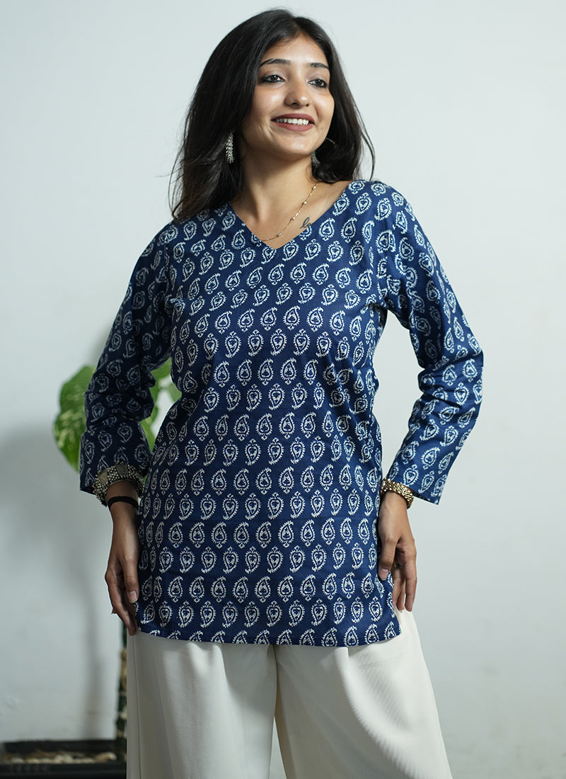 Blue Cotton Printed V Neck Kurti