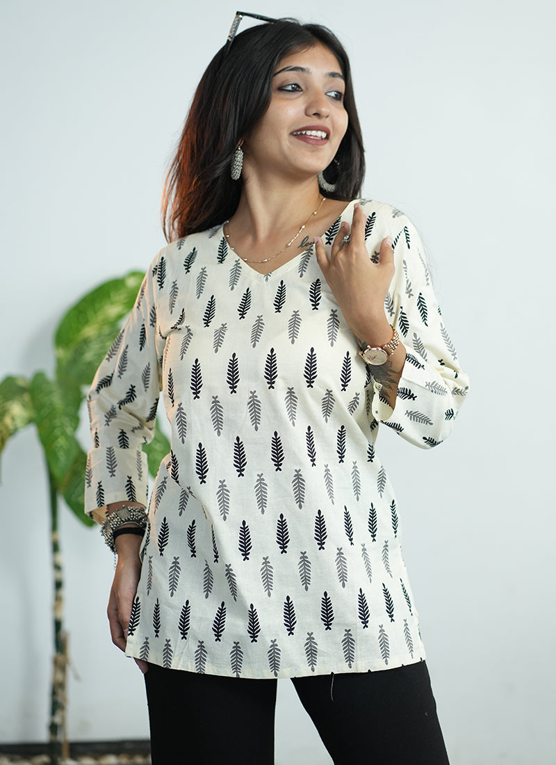 White And Black Printed Cotton V Neck Kurti