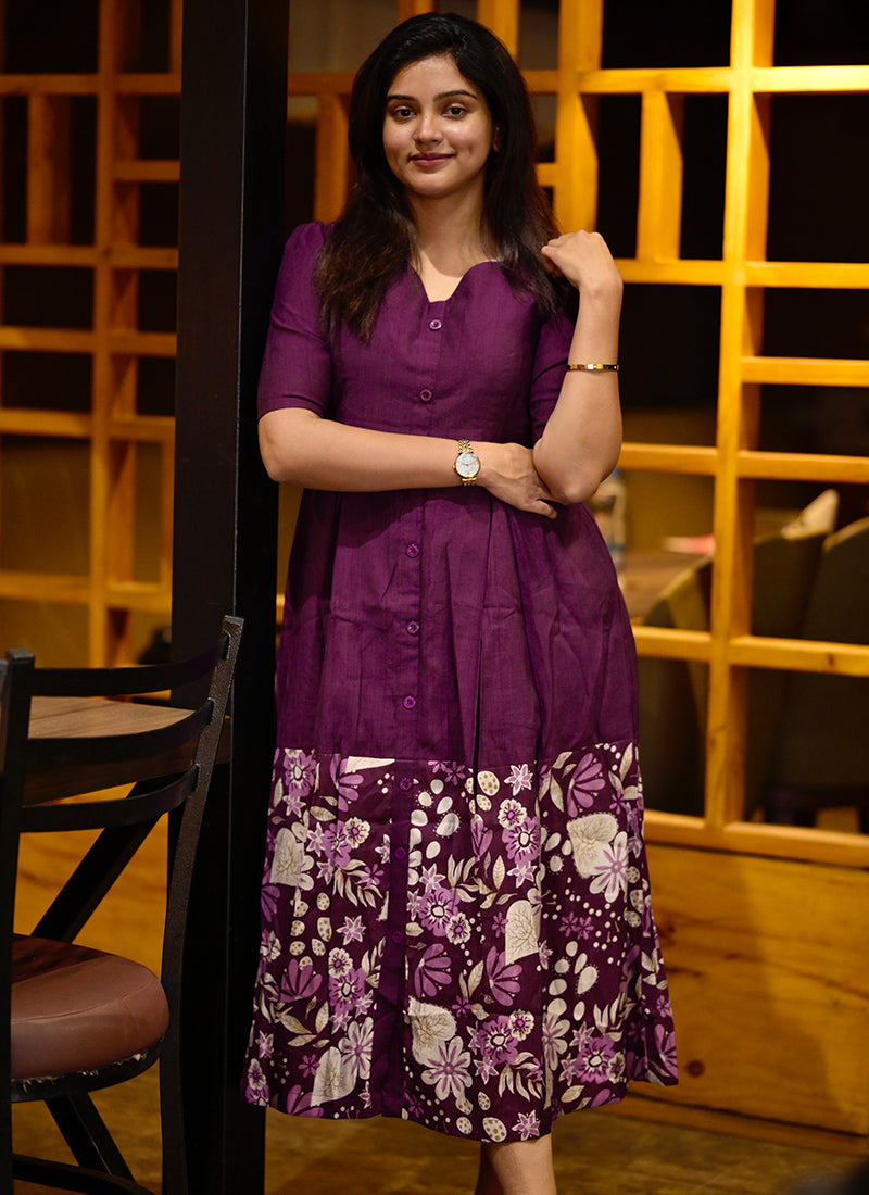Wine vertical printed dress