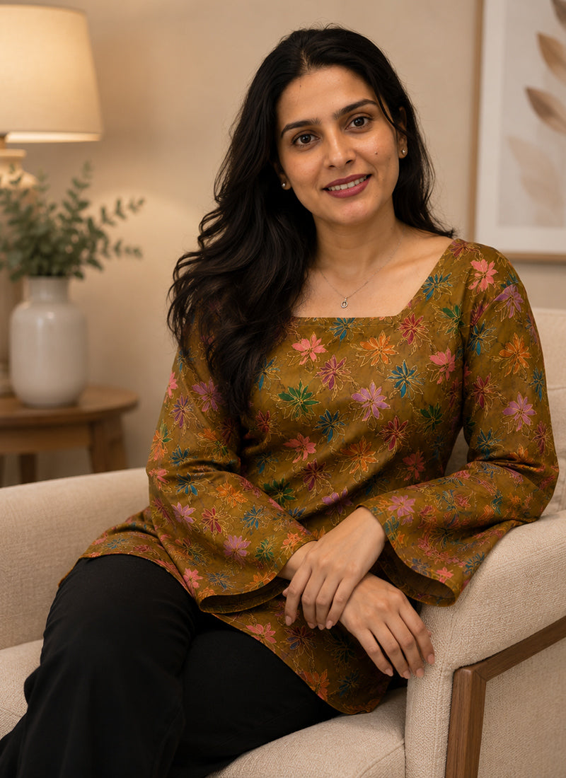 Mustard Rayon Printed Sqaure Neck Kurti