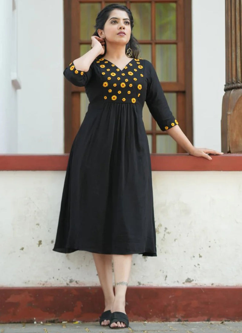 Black Embroidery Maxi Dress